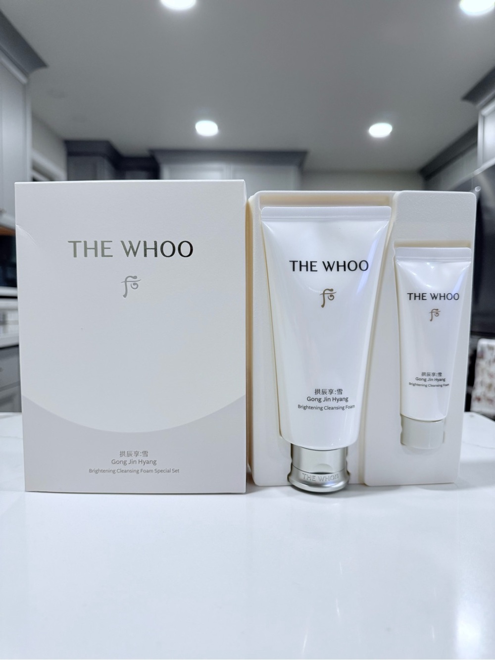 THE WHOO Gong Jin Hyang Brightening Cleansing Foam Set 180ml + 40ml K-Beauty